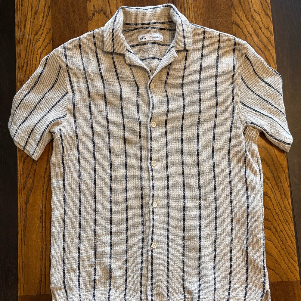 Zara Cream and Black Striped Casual Button Down Shirt - Picture 3 of 4